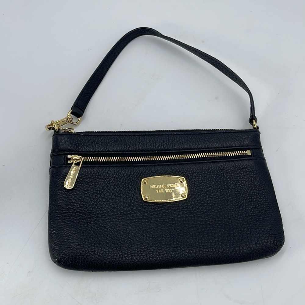 MICHAEL KORS Jet Set Black Pebbled Leather Wristlet Wallet